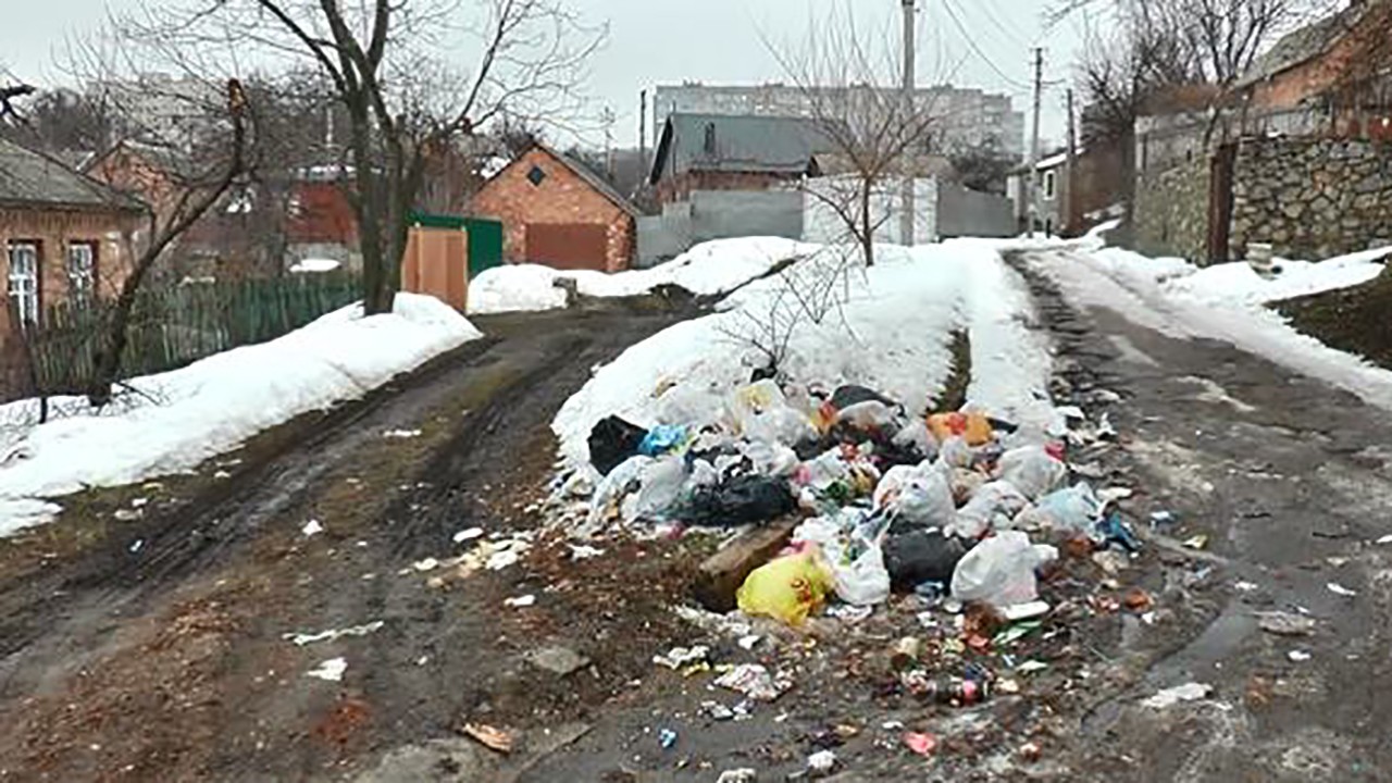 Стихійне сміттєзвалище створили у мікрорайоні Велика Балка у Кропивницькому
