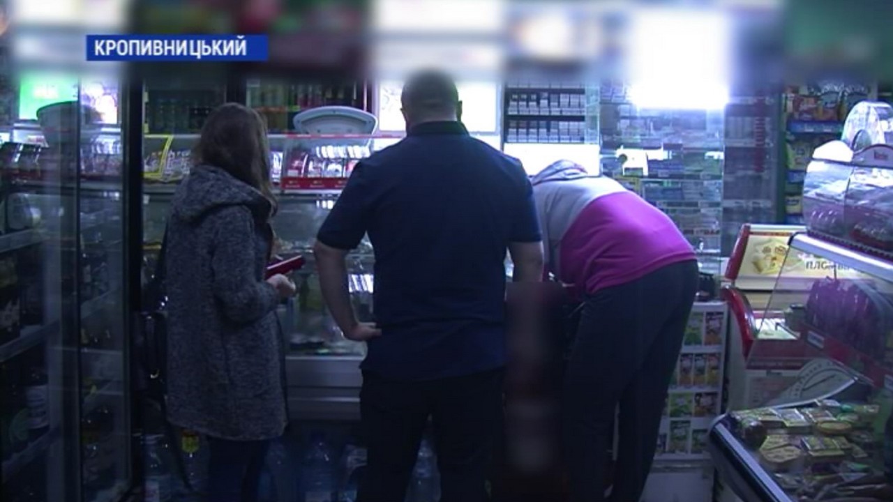 Два протоколи про порушення заборони продажу алкоголю вночі склали за півтори години у Кропивницькому